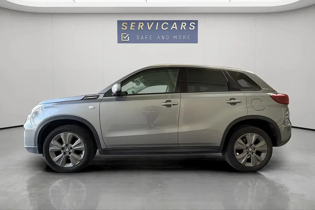 Suzuki Vitara - Thumbnail 8