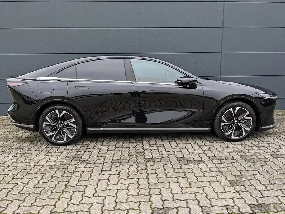 Mazda 6e - Thumbnail 5