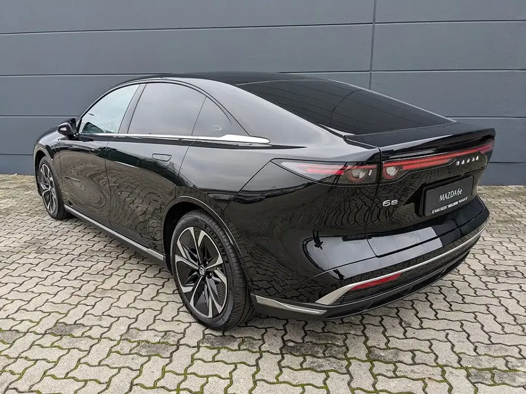 Mazda 6e - Thumbnail 7