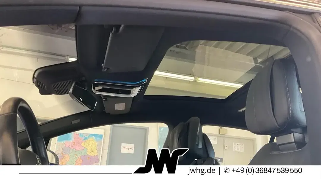 Mercedes-Benz EQS - Thumbnail 3