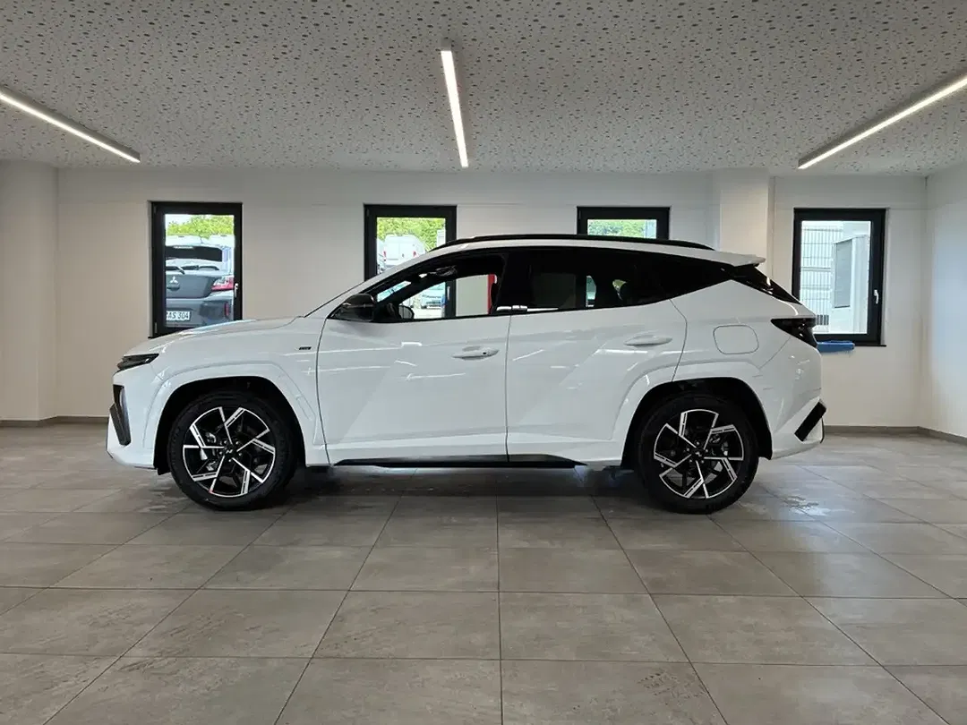 Hyundai TUCSON - Thumbnail 2