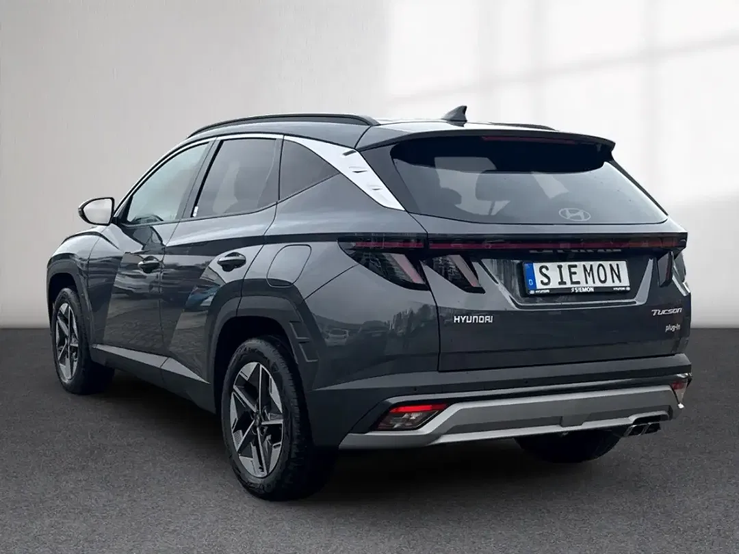 Hyundai TUCSON - Thumbnail 3