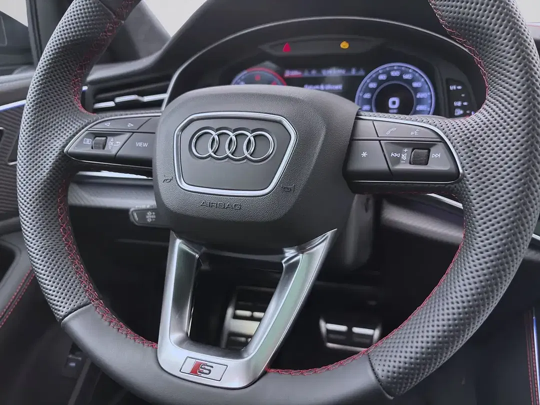 Audi Q8 - Thumbnail 13