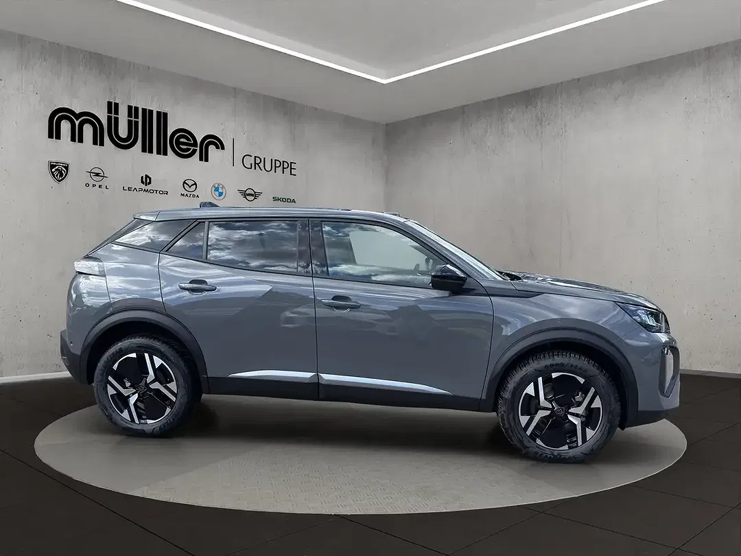 Peugeot 2008 - Thumbnail 4