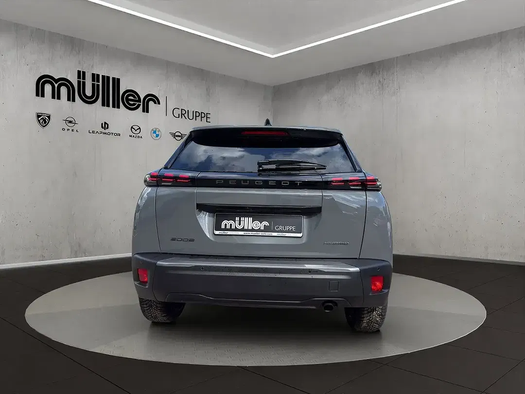 Peugeot 2008 - Thumbnail 5