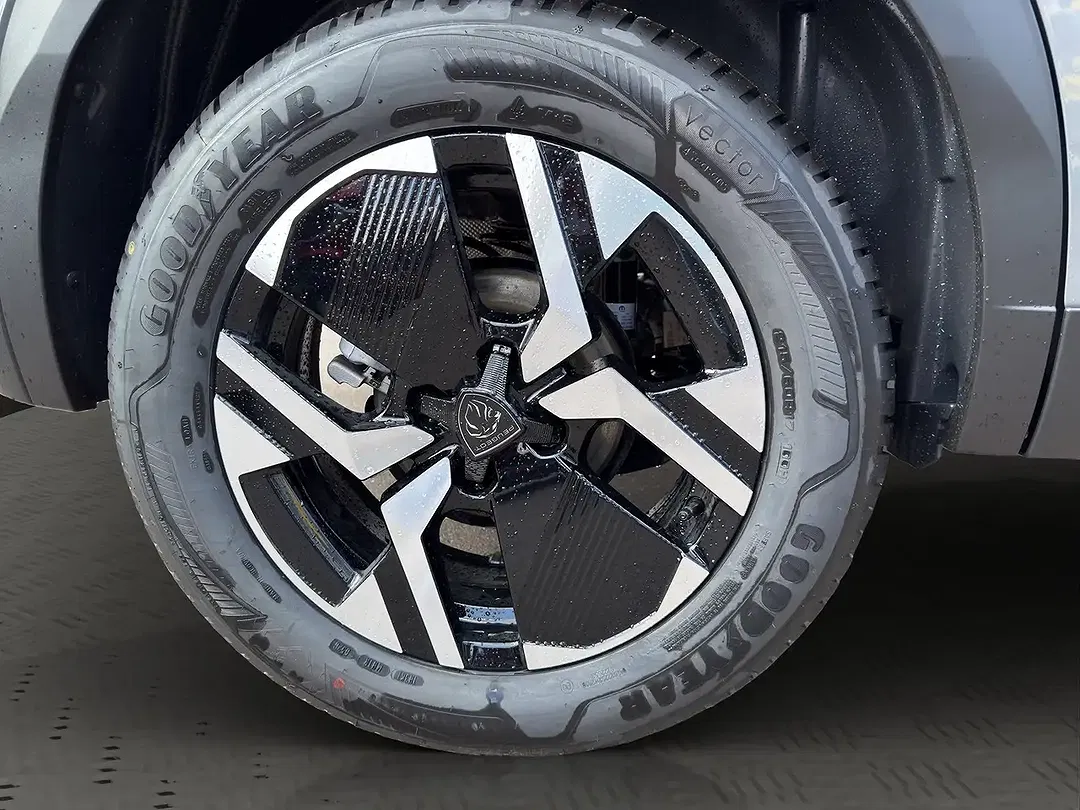 Peugeot 2008 - Thumbnail 6
