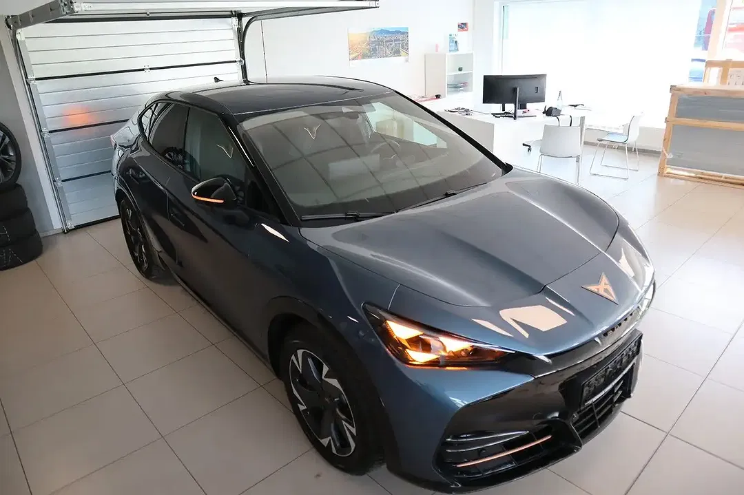 CUPRA Tavascan - Thumbnail 4