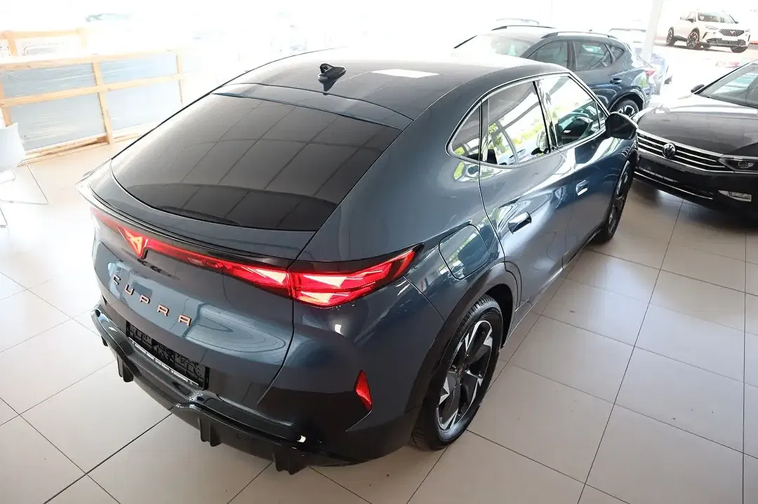 CUPRA Tavascan - Thumbnail 8