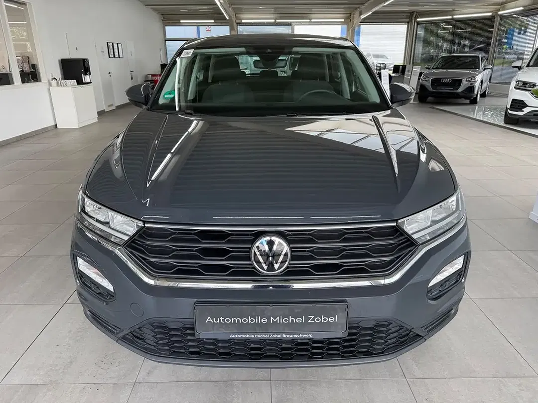 Volkswagen T-Roc - Thumbnail 14