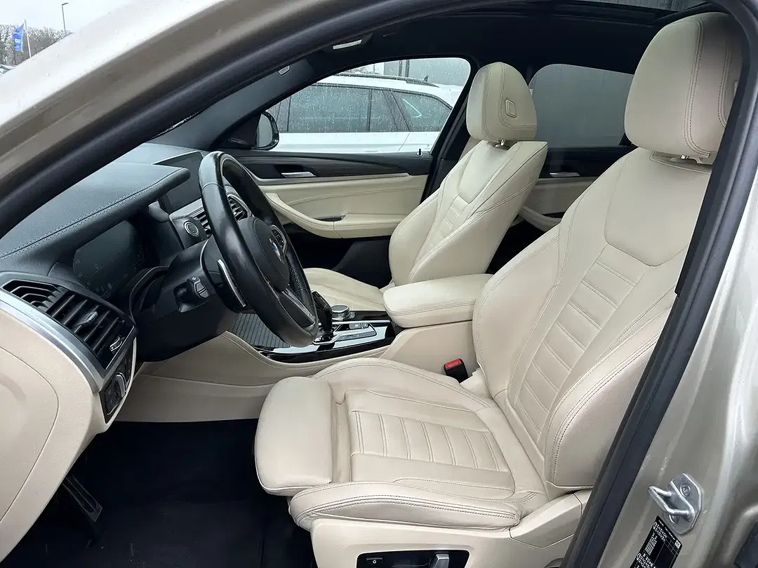 BMW X4 M - Thumbnail 5