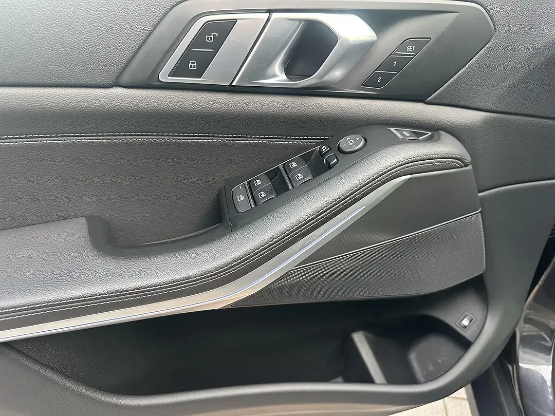 BMW X5 - Thumbnail 14