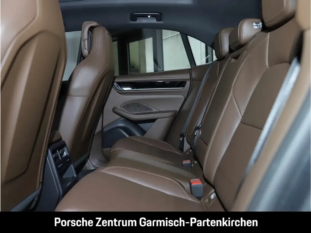 Porsche Macan - Thumbnail 10