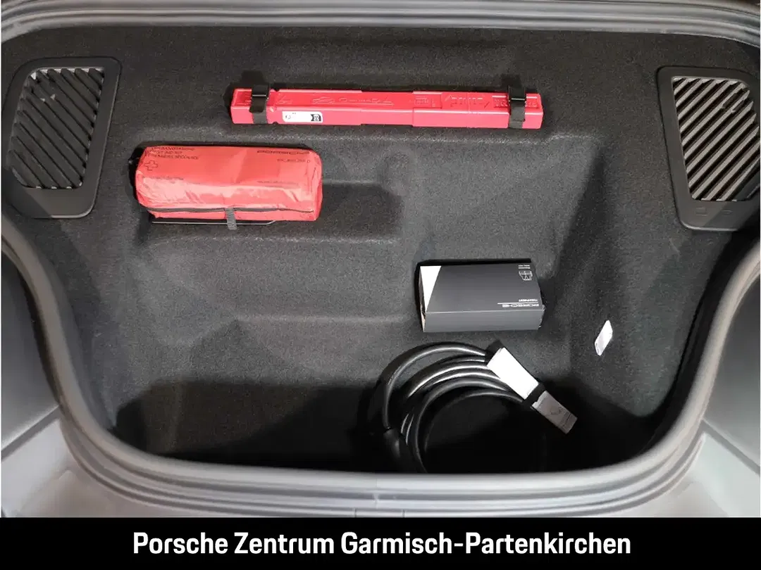 Porsche Macan - Thumbnail 11