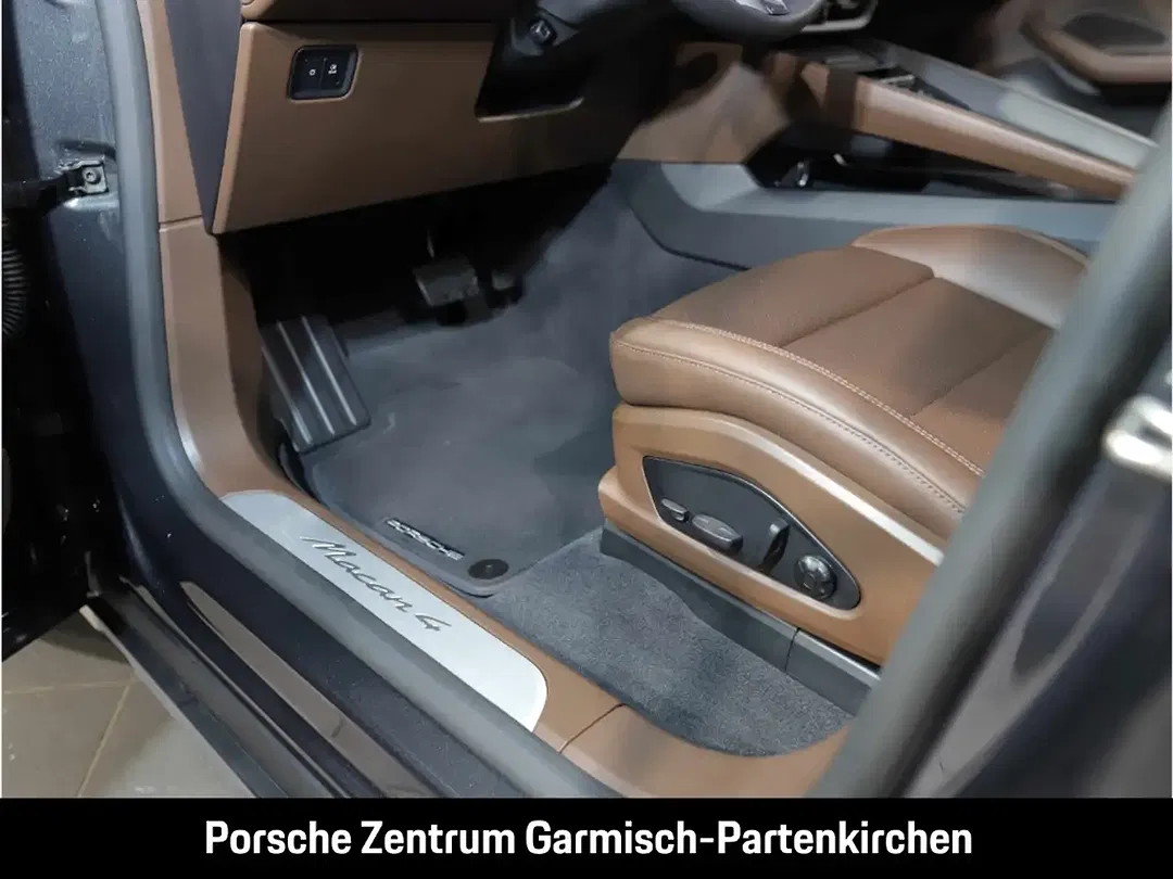 Porsche Macan - Thumbnail 14