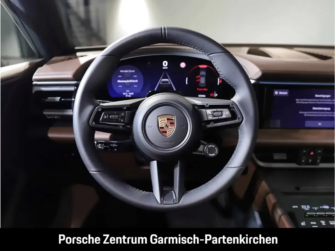 Porsche Macan - Thumbnail 15