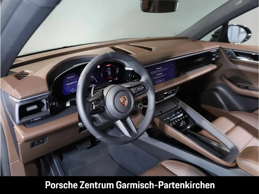 Porsche Macan - Thumbnail 7