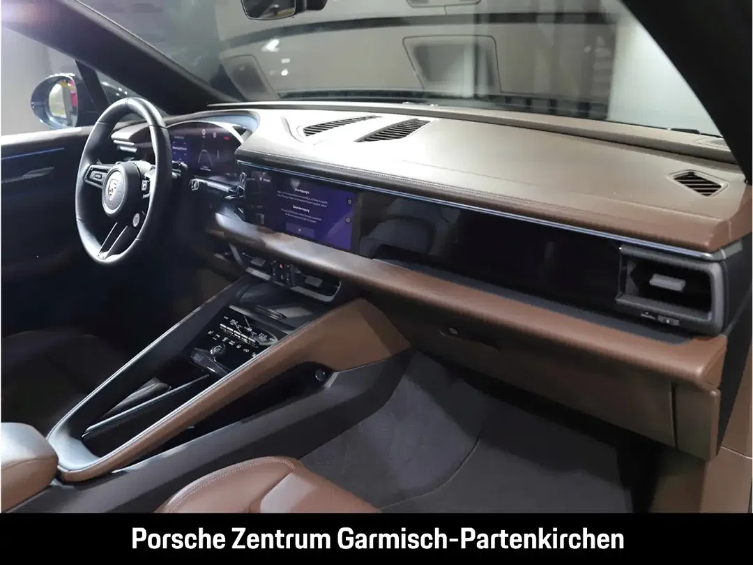 Porsche Macan - Thumbnail 9