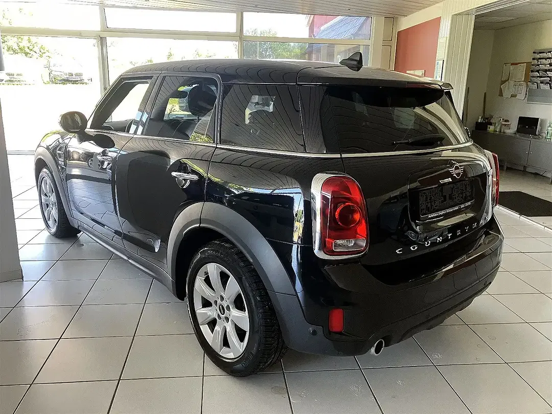 MINI Cooper Countryman - Thumbnail 4