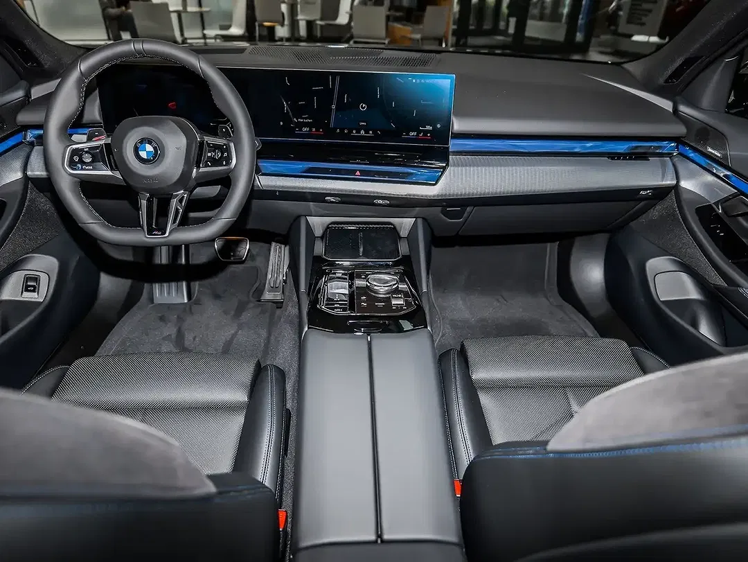 BMW 520 - Thumbnail 10
