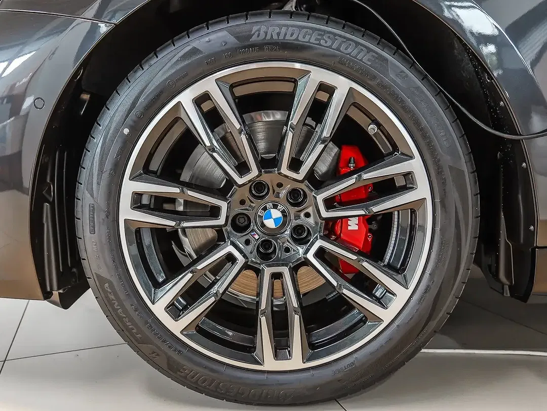 BMW 520 - Thumbnail 4