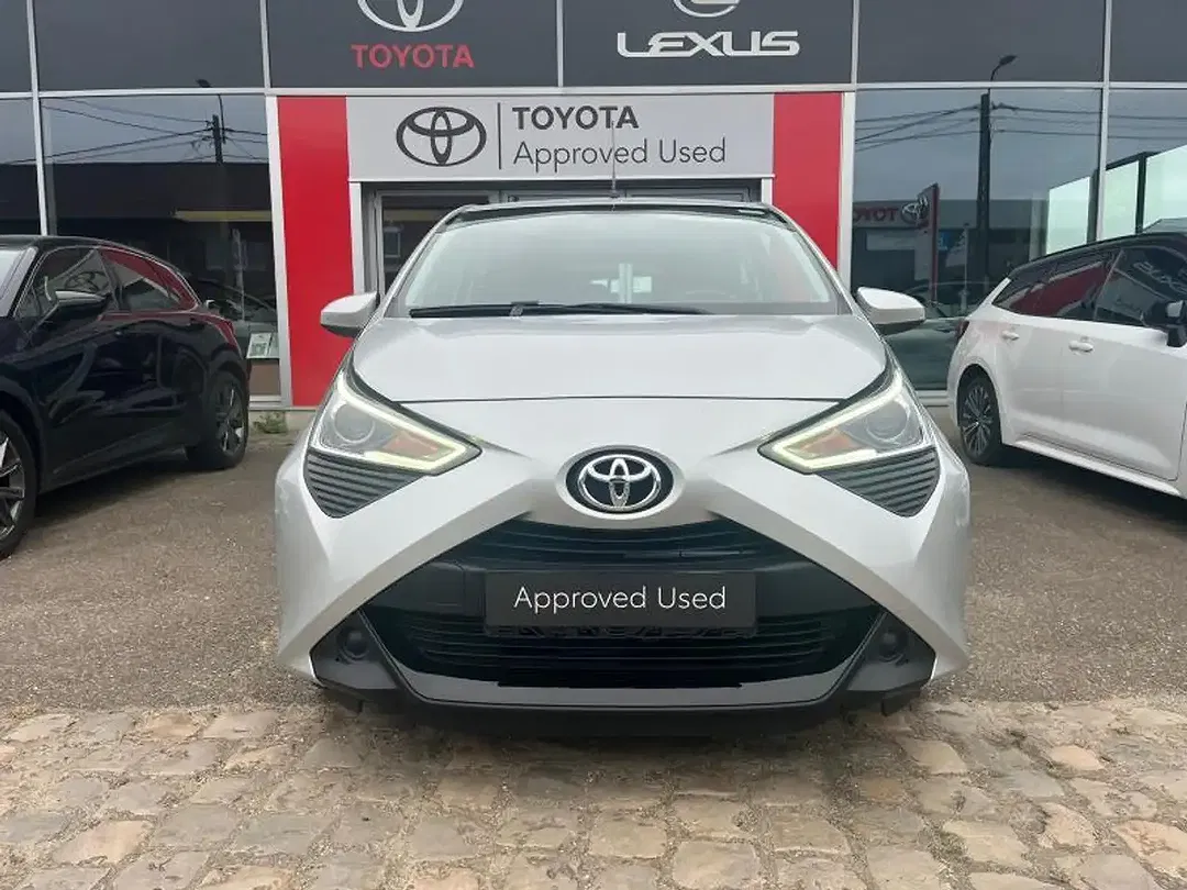 Toyota Aygo - Thumbnail 2