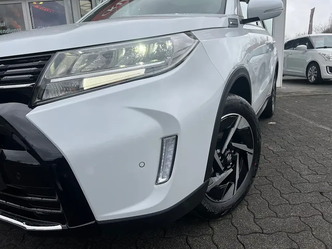 Suzuki Vitara - Thumbnail 2