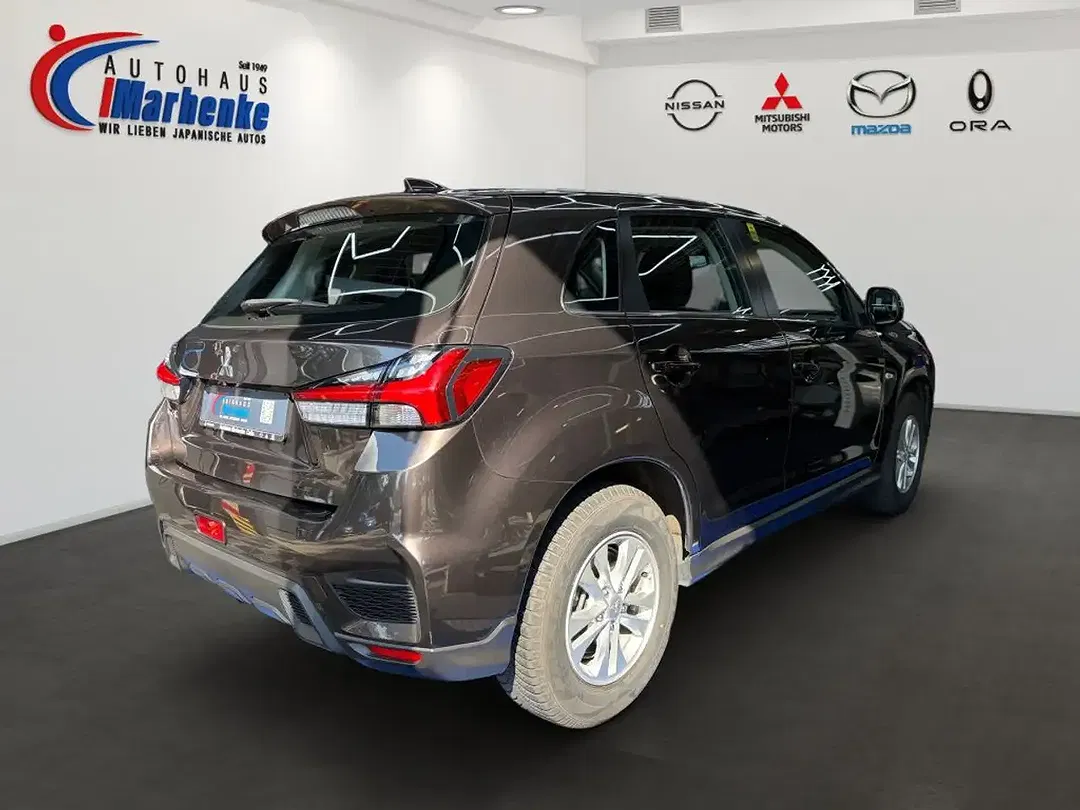 Mitsubishi ASX - Thumbnail 3