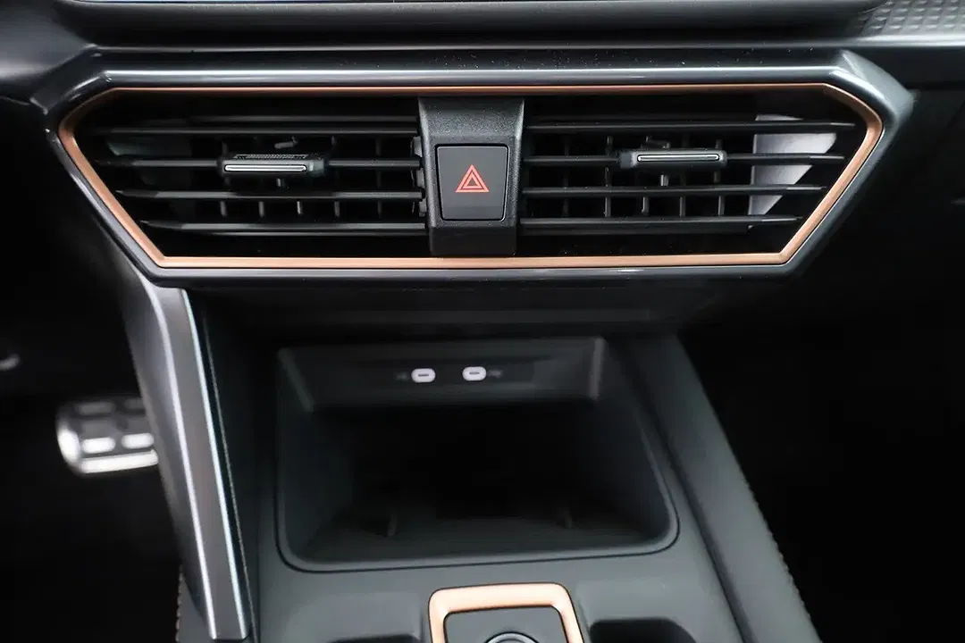 CUPRA Leon - Thumbnail 11