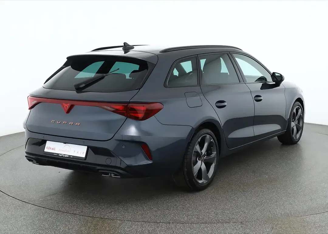 CUPRA Leon - Thumbnail 4