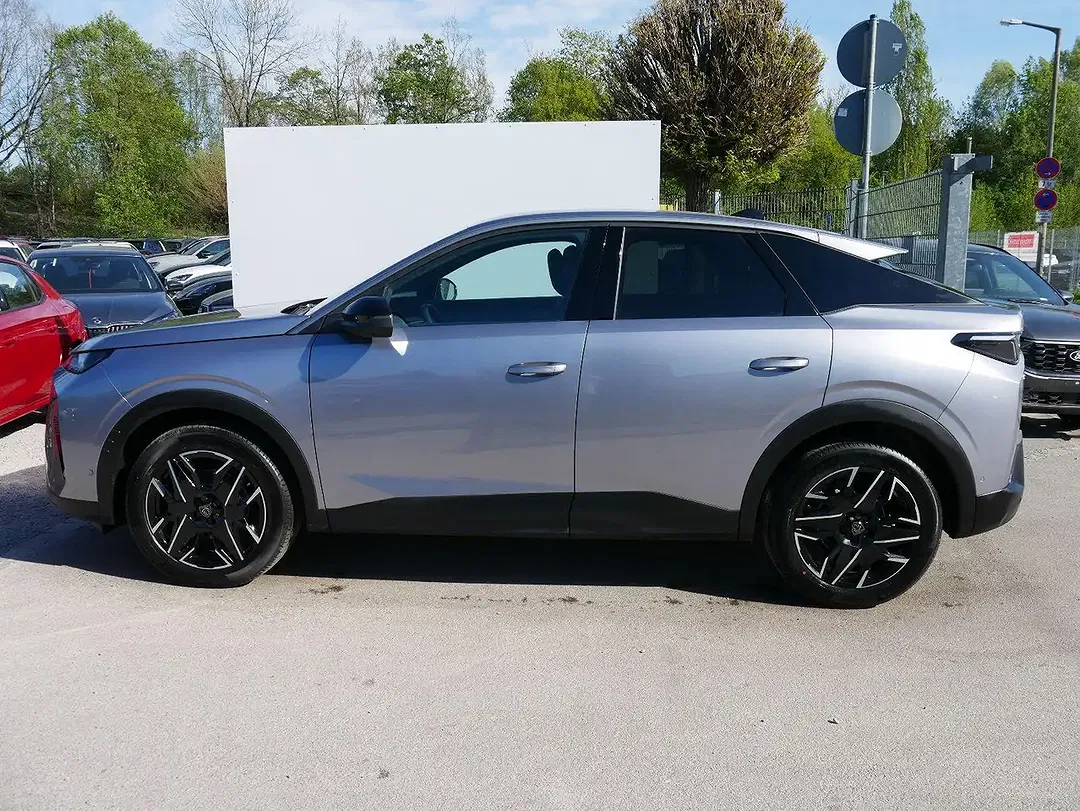 Peugeot 3008 - Thumbnail 5