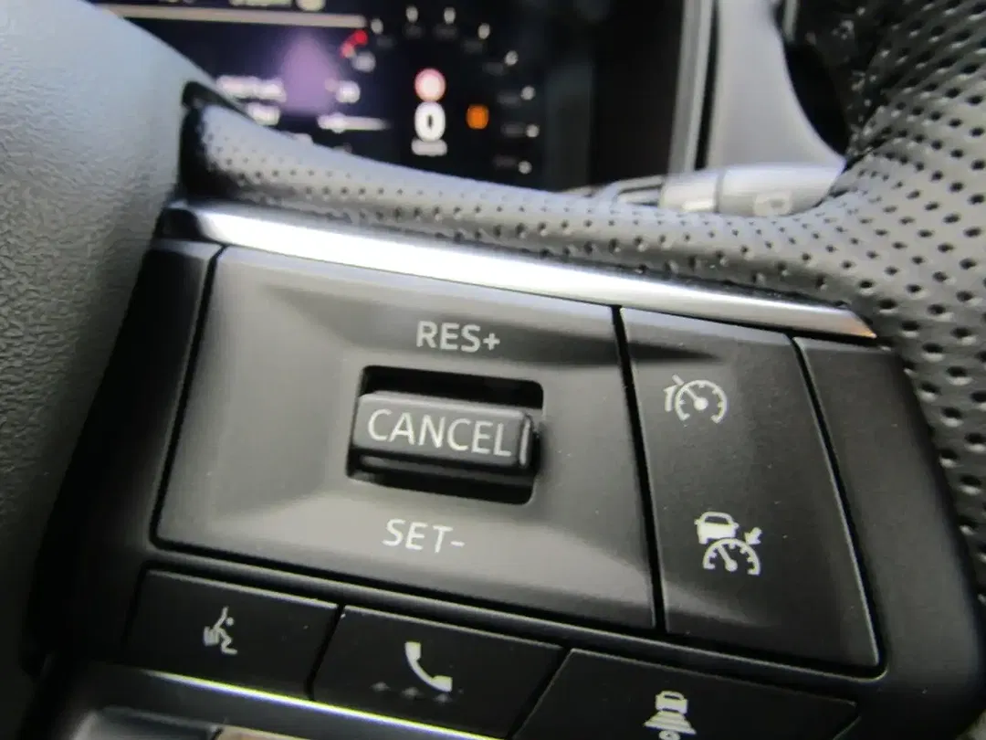 Mitsubishi Outlander - Thumbnail 14