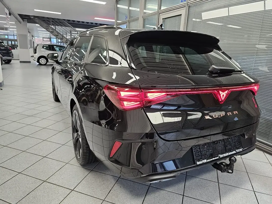 CUPRA Leon - Thumbnail 7