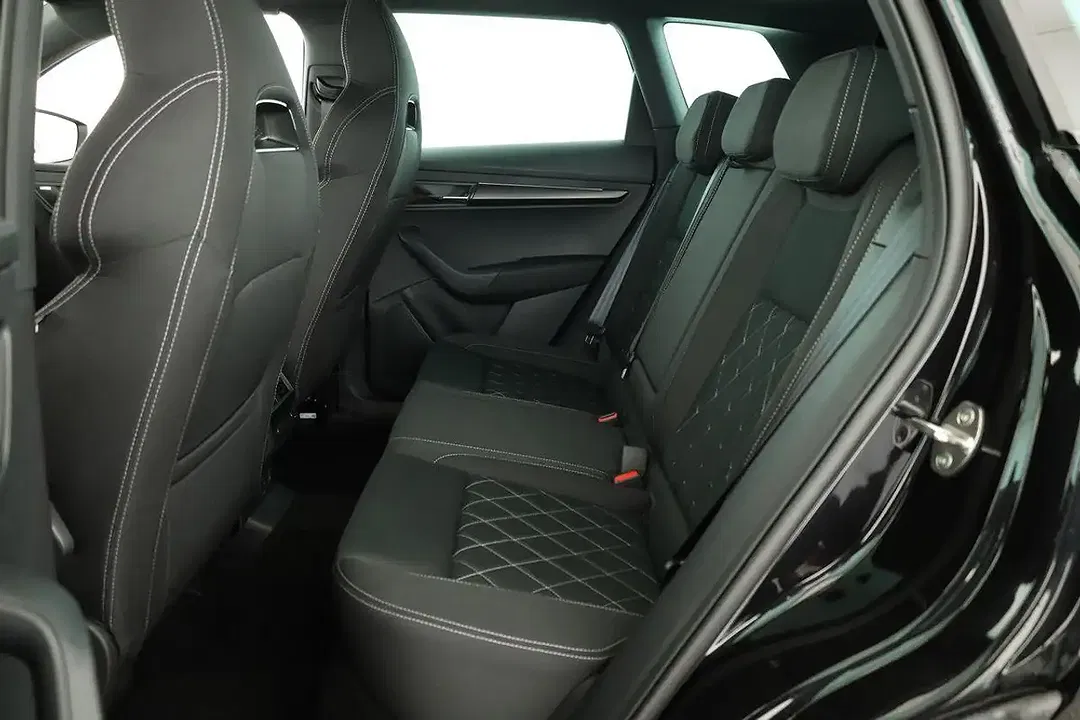 Skoda Karoq - Thumbnail 11