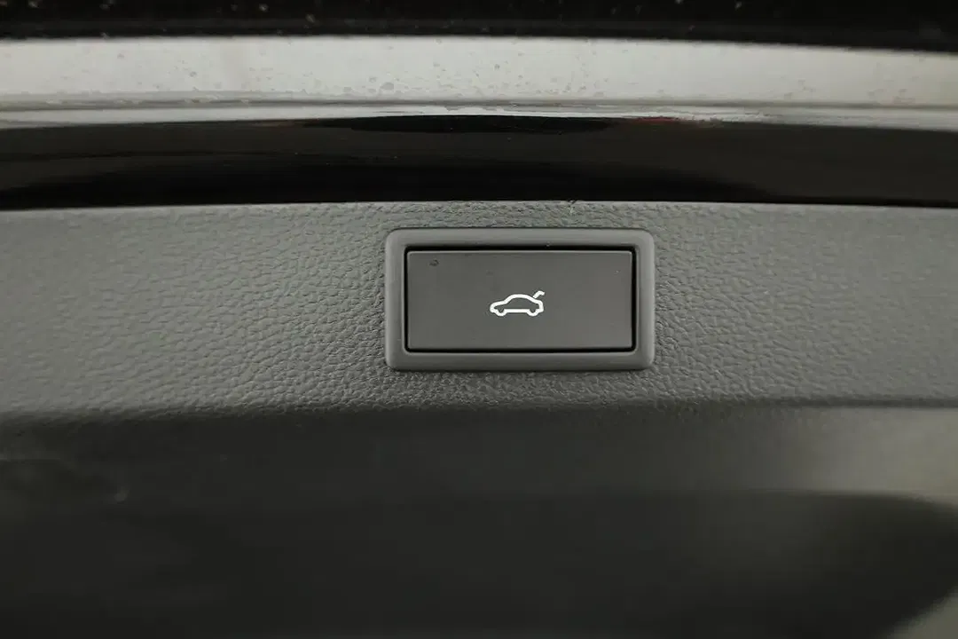 Skoda Karoq - Thumbnail 13