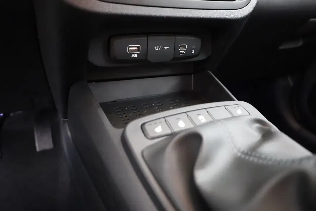 Hyundai i10 - Thumbnail 12