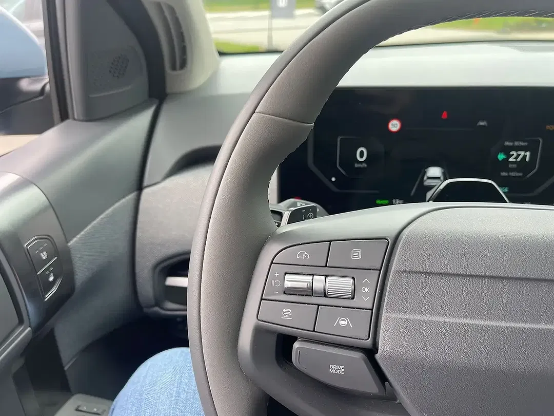 Kia EV3 - Thumbnail 7