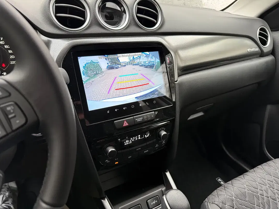 Suzuki Vitara - Thumbnail 13