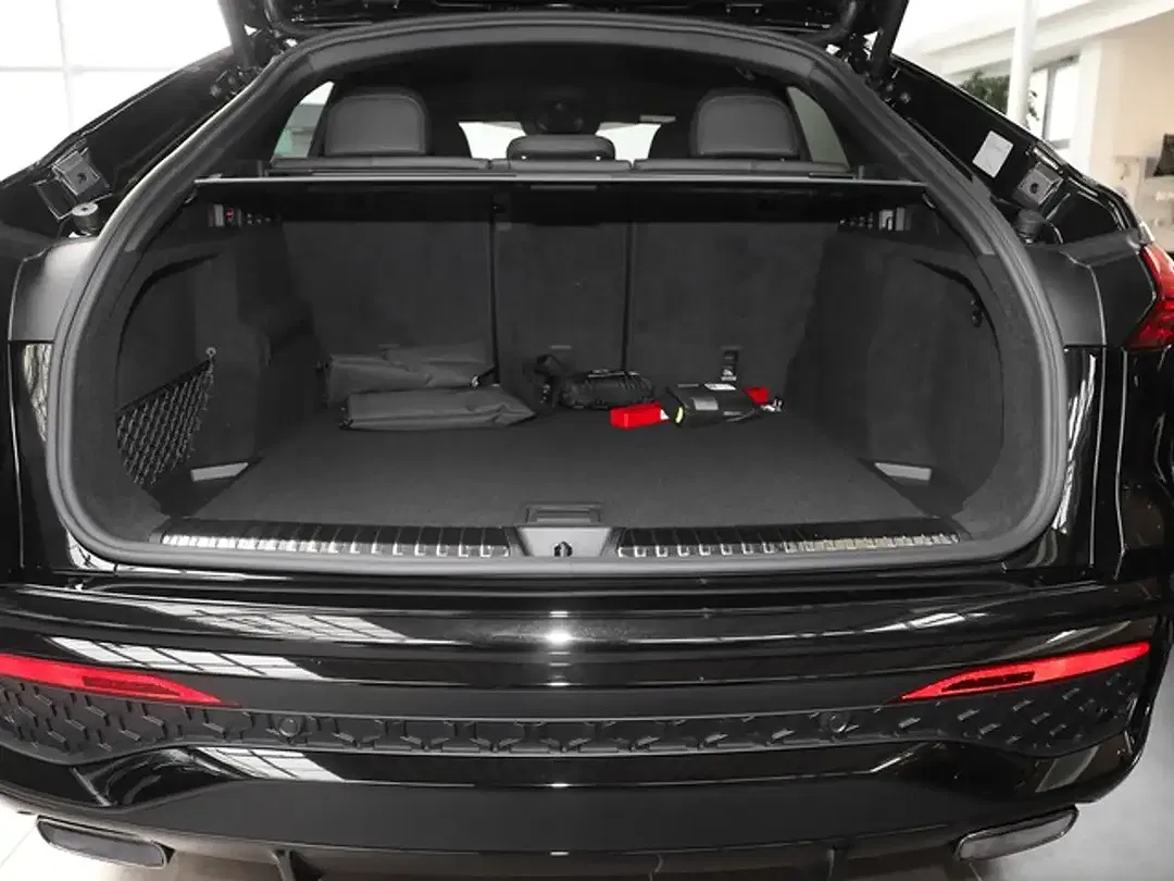 Audi Q5 - Thumbnail 11