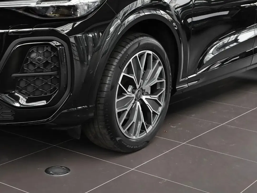 Audi Q5 - Thumbnail 8