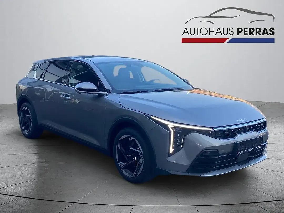 Kia K4 - Thumbnail 6