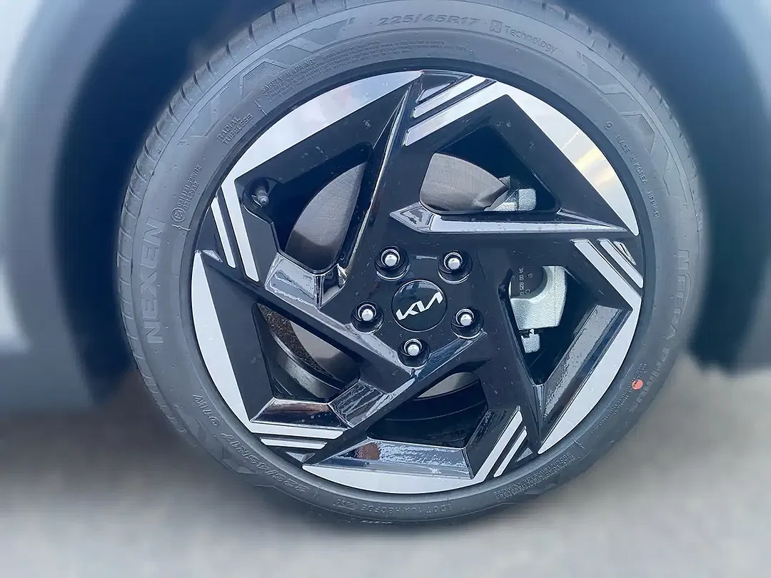 Kia K4 - Thumbnail 8