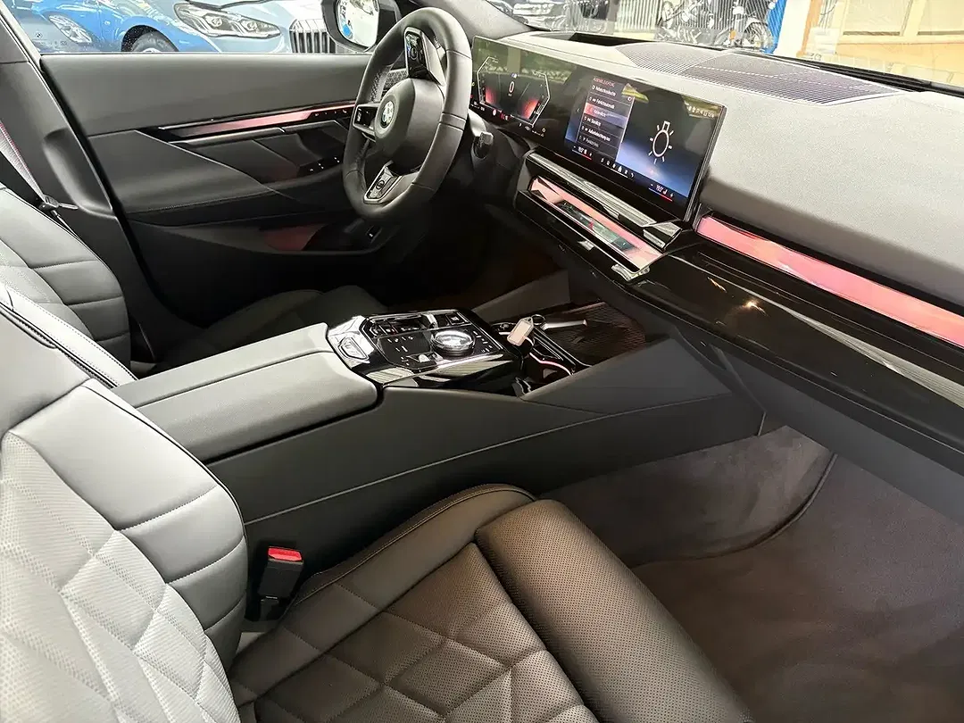 BMW 540 - Thumbnail 8