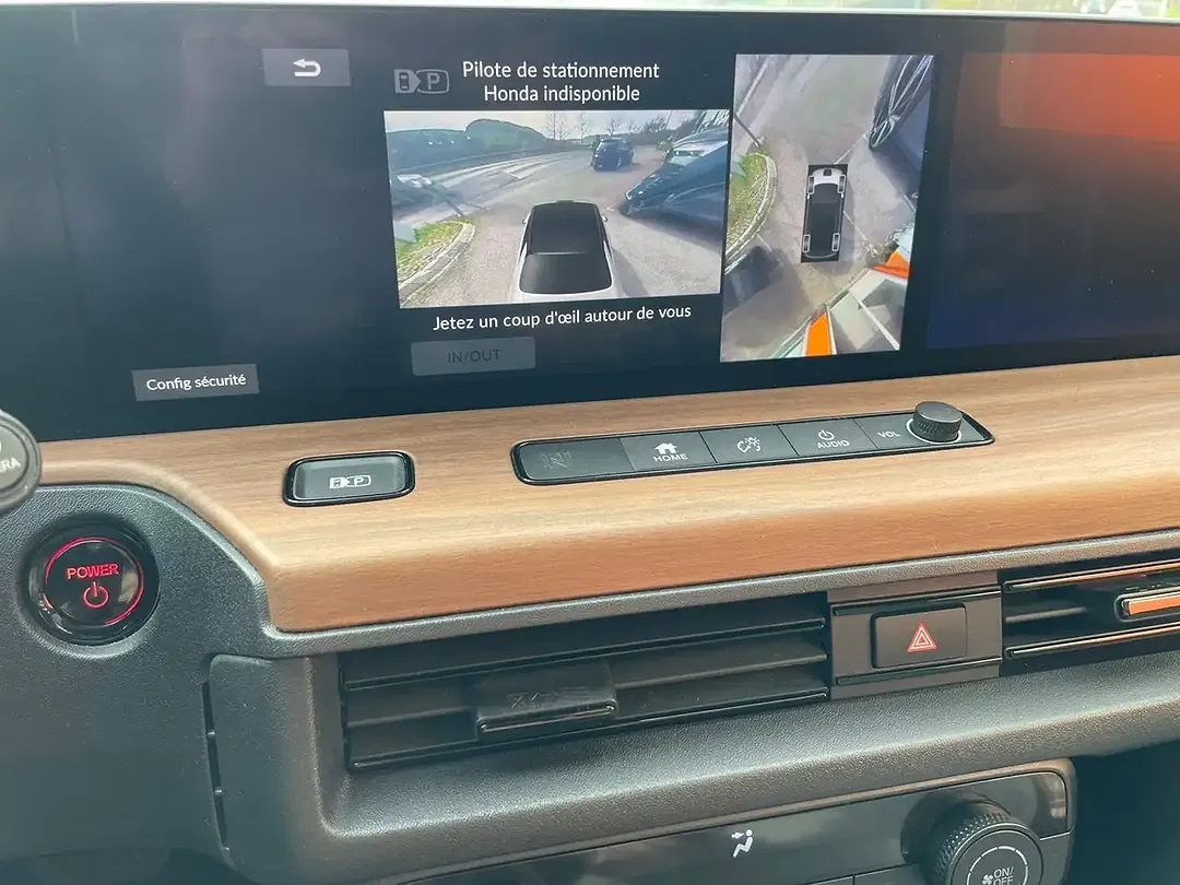 Honda e - Thumbnail 15