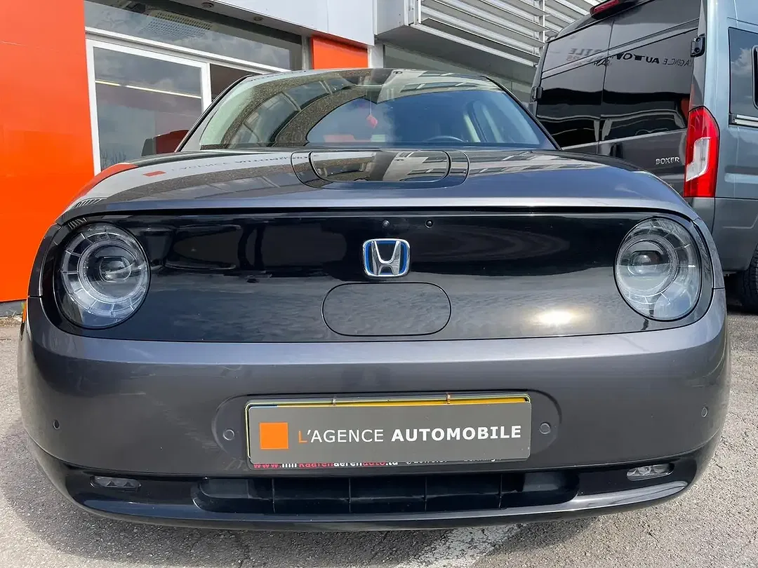 Honda e - Thumbnail 3