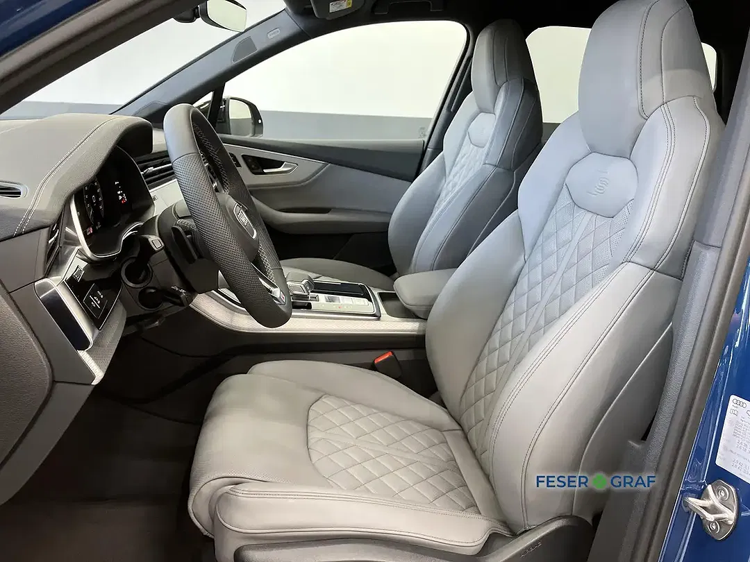 Audi Q7 - Thumbnail 11