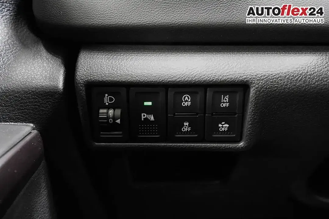 Suzuki S-Cross - Thumbnail 10