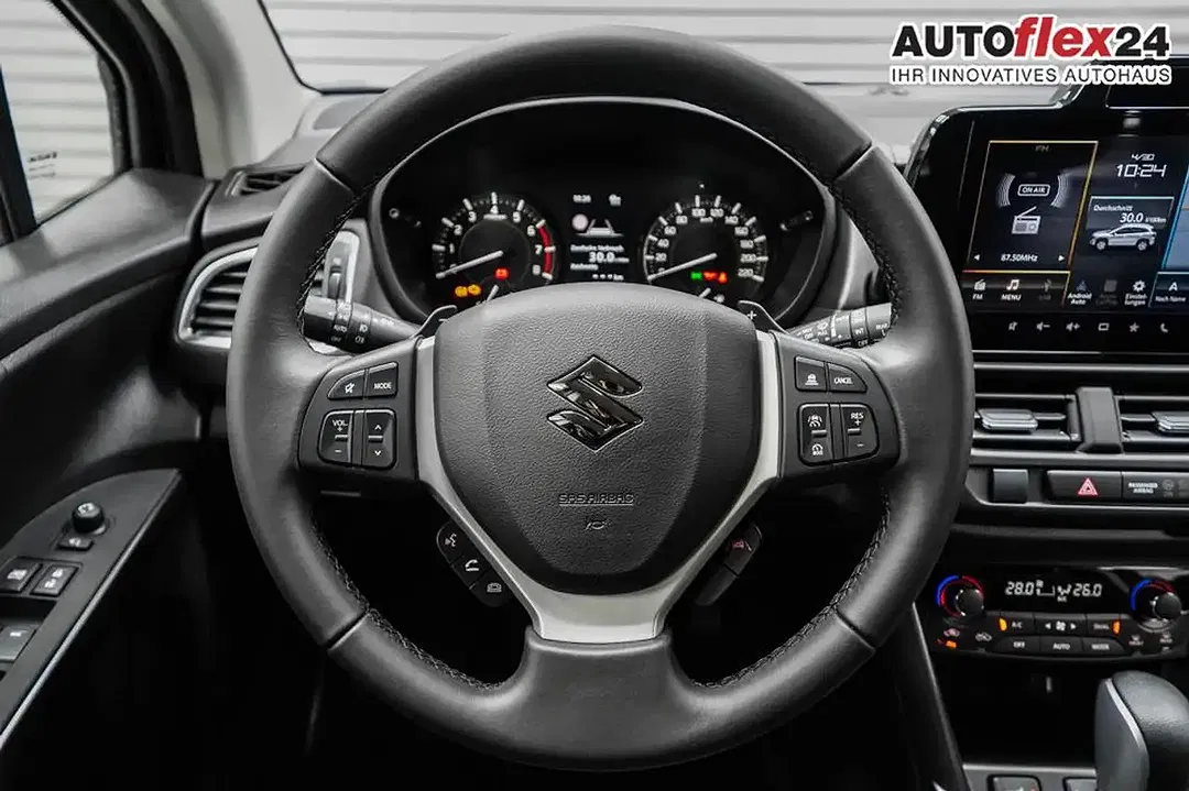 Suzuki S-Cross - Thumbnail 8