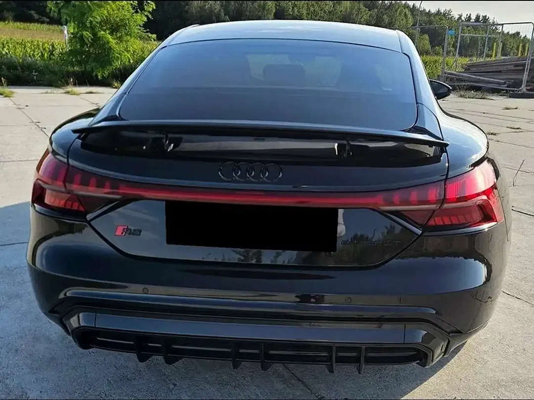 Audi RS e-tron GT - Thumbnail 15