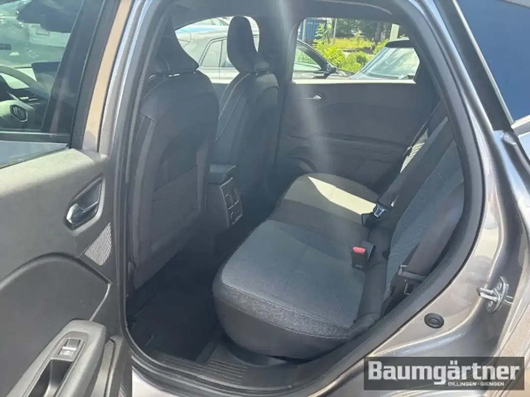 Renault Captur - Thumbnail 7