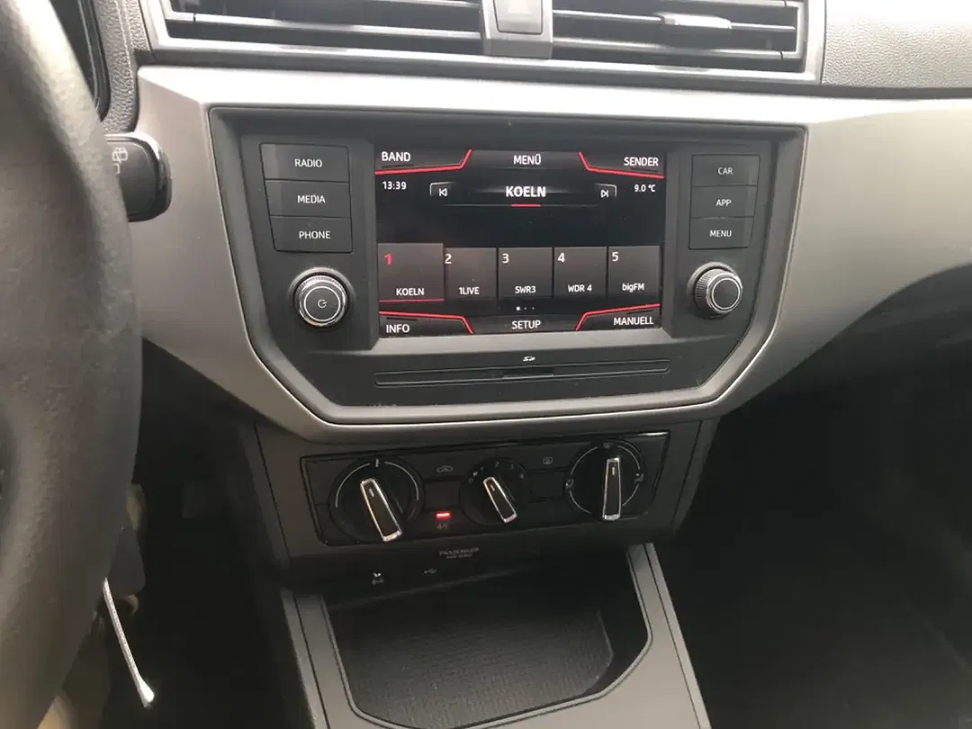 SEAT Ibiza - Thumbnail 12